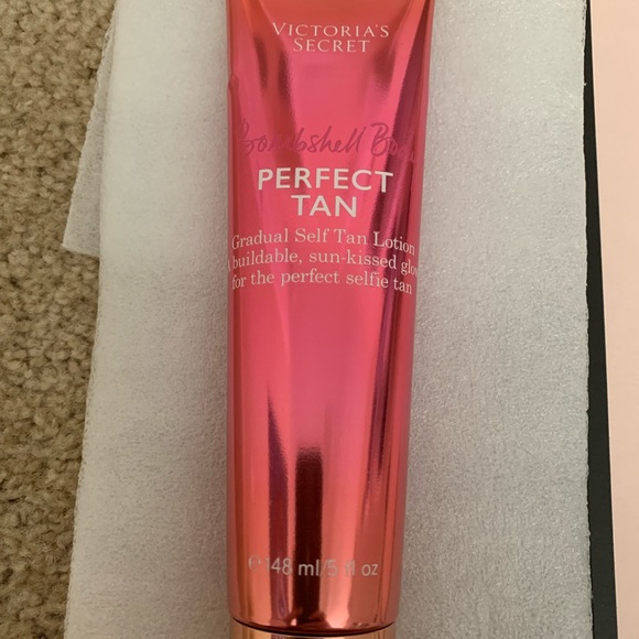 NWT Victoria Secret tanning lotion - Picture 2 of 5